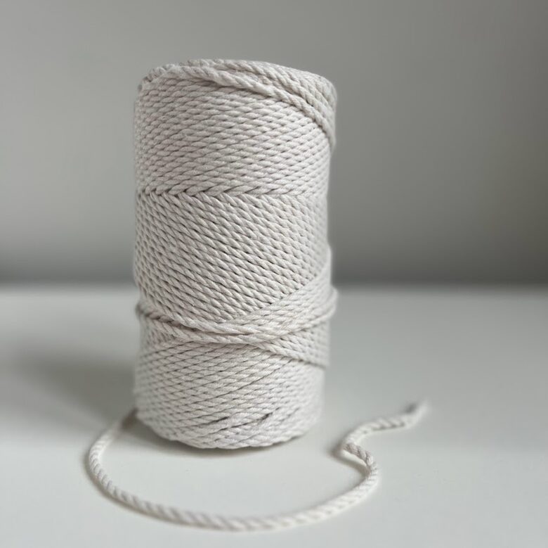 Dabīgi balta, 0,5 kg, 3mm